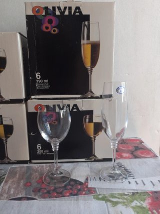4 Cajas Copas Olivia 150ml 190ml 200ml