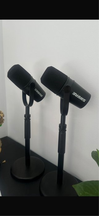 Micrófonos Shure Negros