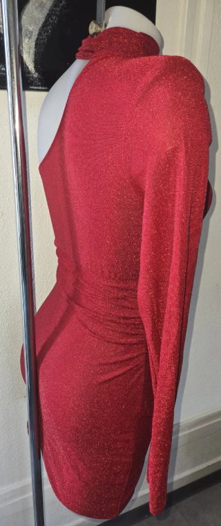 Vestido fiesta rojo brillante