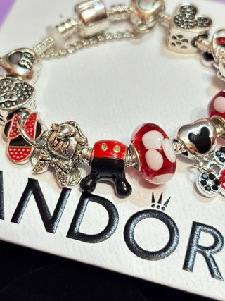 Pulsera Charm Mickey Mouse Corazones plata