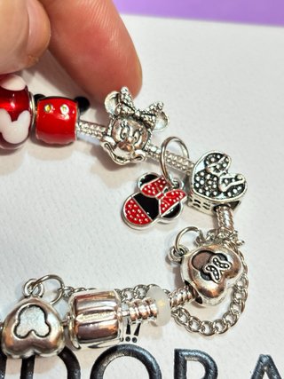 Pulsera Charm Mickey Mouse Corazones plata