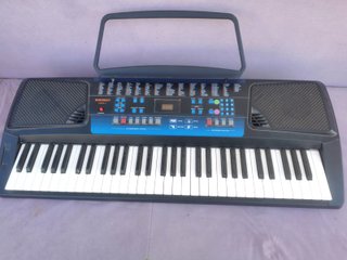 Teclado Electrónico Ringway con Soporte
