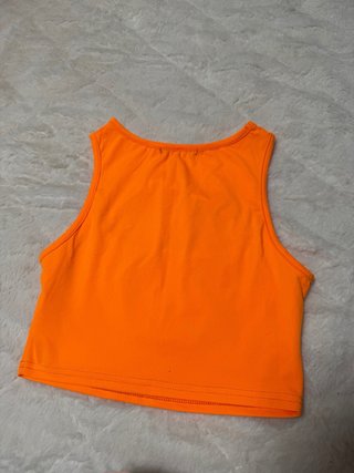 Top SHEIN naranja con abertura frontal Talla XS
