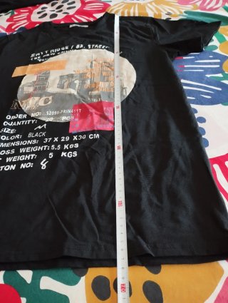 Camiseta Negra Lurvy Unisex