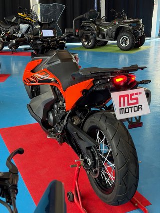 KTM 890 Adventure Naranja/Negra