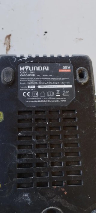 Batería y Cargador Hyundai 58V Lithium One