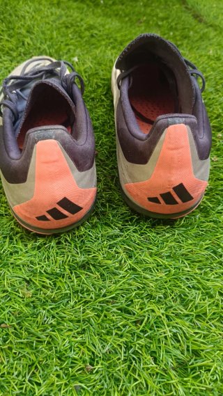 Botas de fútbol Adidas  predator Talla 37