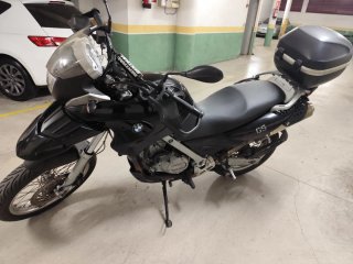 BMW F650GS Adventure Moto Negra