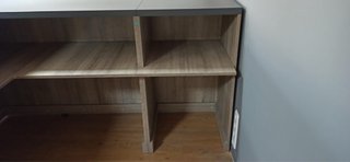 Mostrador dos alturas tienda/recepción