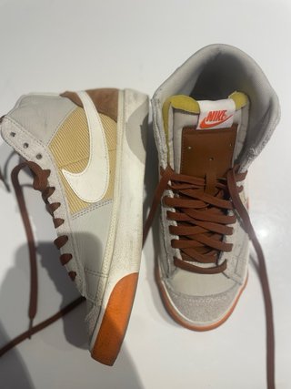 Zapatilla Nike Blazer Mid Beige/Naranja