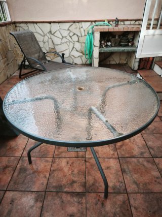 Mesa redonda cristal jardin, 4 butacas