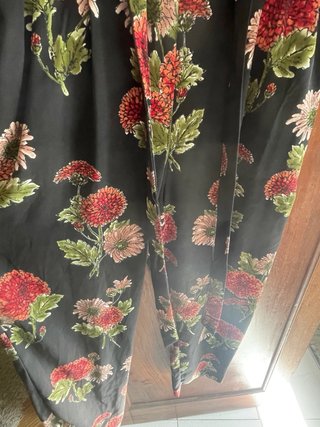 Mono Zara negro estampado floral