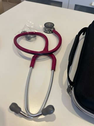 Fonendoscopio Littmann Classic III rosa fucsia