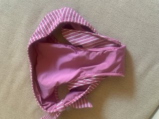 Bikini de rayas rosa y blanco