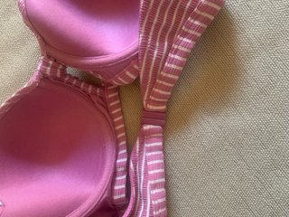 Bikini de rayas rosa y blanco
