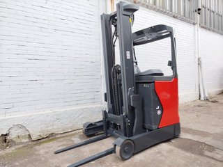 Carretilla Retráctil Linde R12B