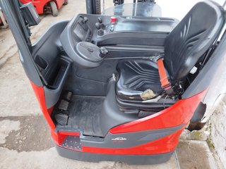 Carretilla Retráctil Linde R12B