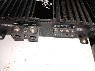 Amplificador Negro