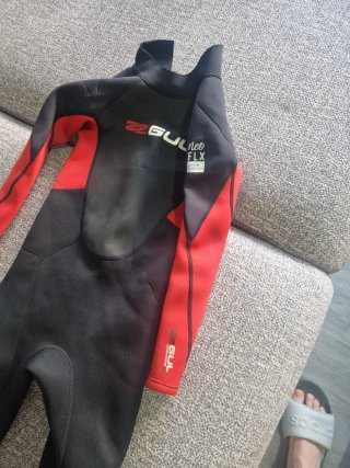 Neopreno niño GUL 3mm 8-10 años