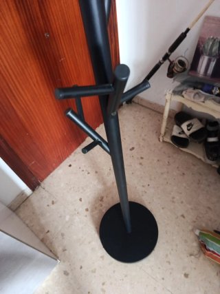 Perchero árbol negro metal
