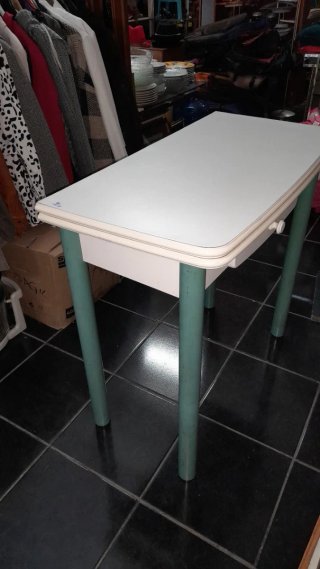 Mesa de cocina plegable