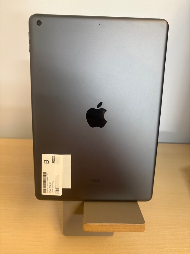 iPad 7 Wi-Fi 32GB Gris Espacial