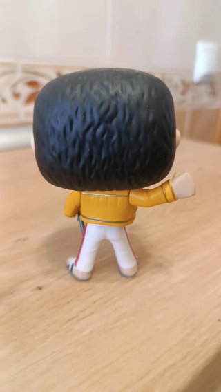 Funko Pop Freddie Mercury (sin caja)