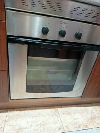 Vitrocerámica y horno Indesit