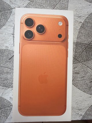 iPhone 17 Pro Max Naranja