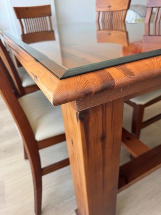 Mesa de comedor madera y cristal