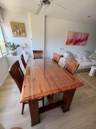 Mesa de comedor madera y cristal