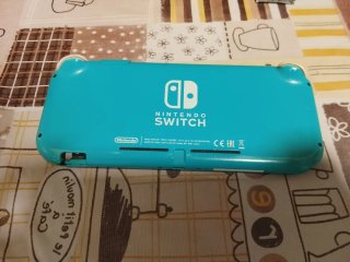 Nintendo Switch Lite averiada (Precio negociable)