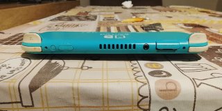 Nintendo Switch Lite averiada (Precio negociable)