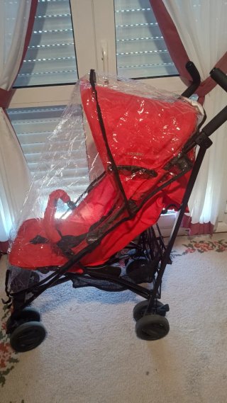 Silla de paseo Chicco roja
