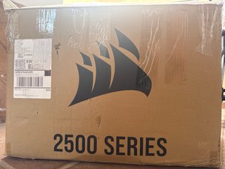 Caja Corsair 2500x Nogal/Negra NUEVA