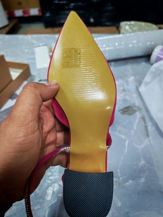 Zapatos tacón grueso fucsia con pedrería