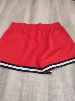 Conjunto Top Negro y Short Rojo