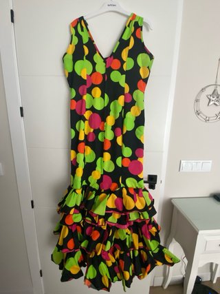 Traje Flamenca Gitana Negro Lunares