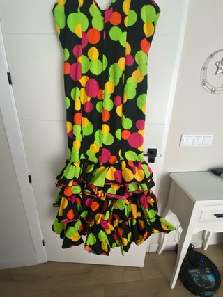 Traje Flamenca Gitana Negro Lunares