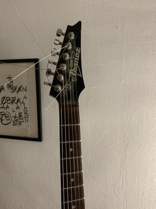 Guitarra Eléctrica Ibanez Negra