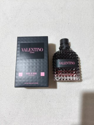 Valentino Uomo Born in Roma Intense Eau de Parfum