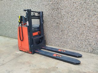 APILADOR ELÉCTRICO LINDE L16