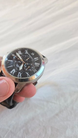 Reloj Fossil Clásico Negro y Plateado