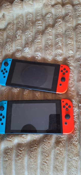 2 Nintendo Switch para piezas