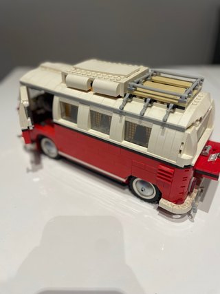 Figura Lego Furgoneta Volkswagen Clásica