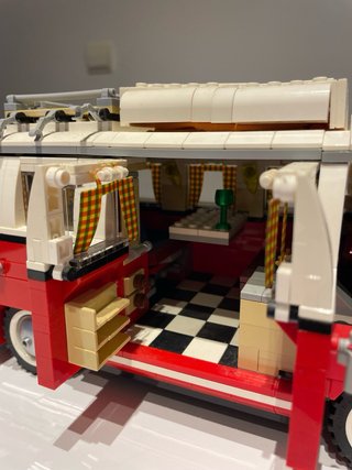 Figura Lego Furgoneta Volkswagen Clásica