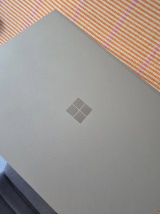 Microsoft Surface Book 2