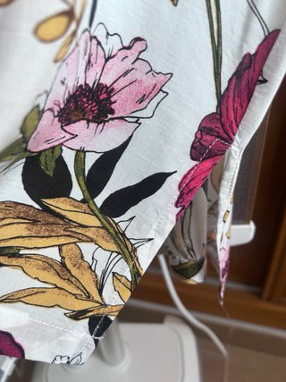 Camisa Stradivarius floral mujer