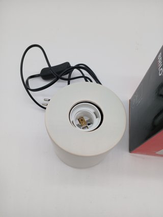 BRILONER - Lampara mesa con cable e interruptor, base cerámica, E27, máx.10W, lamparas mesita noche, lampara mesa, salon, 10x10,