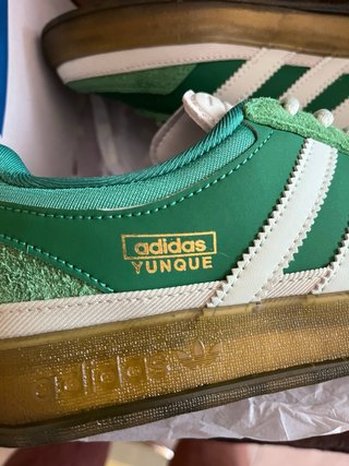 Zapatillas Adidas Verdes y Blancas